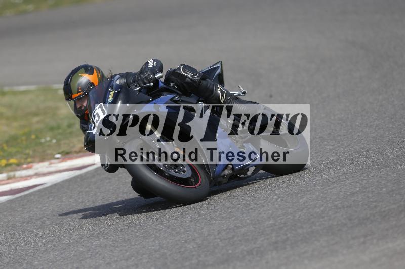/37 09.08.2026  Pluess Motosport ADR/Freies Fahren/451